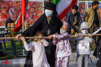 جشن ملی پرچم در بوستان ملت
